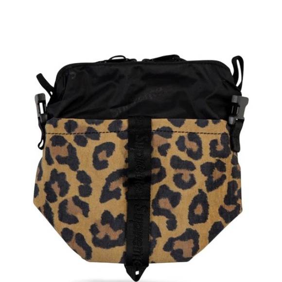 Authentic Supreme neck pouch - Picture 3 of 6